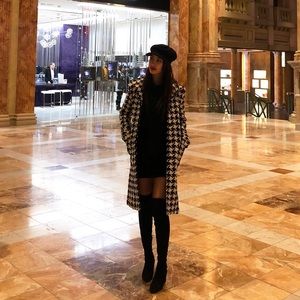 Meet your Posher, Amily